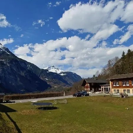 Mit 3 Schlafzimmern Wylerduemen * Innertkirchen